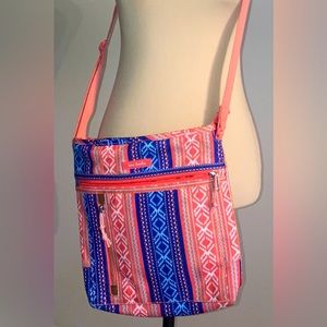 New- VERA BRADLEY Bright Serape Stripe Lighten Up Travel CROSSBODY Bag/Purse